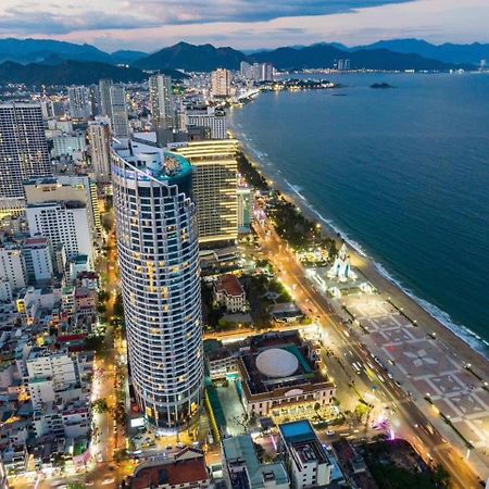 Oceanfront Panorama Residence Нячанг Экстерьер фото