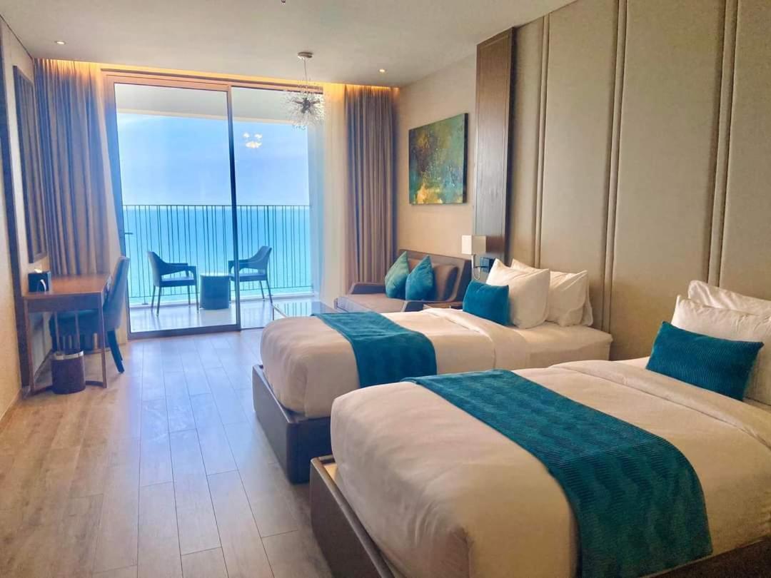 Oceanfront Panorama Residence Нячанг Экстерьер фото