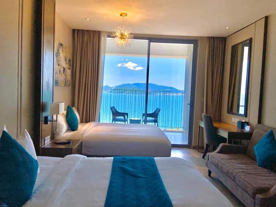 Oceanfront Panorama Residence Нячанг Экстерьер фото