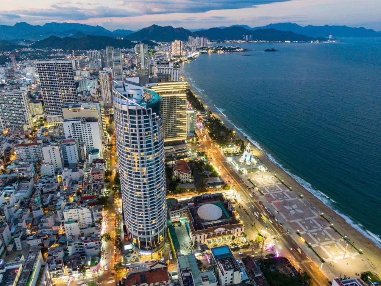 Oceanfront Panorama Residence Нячанг Экстерьер фото