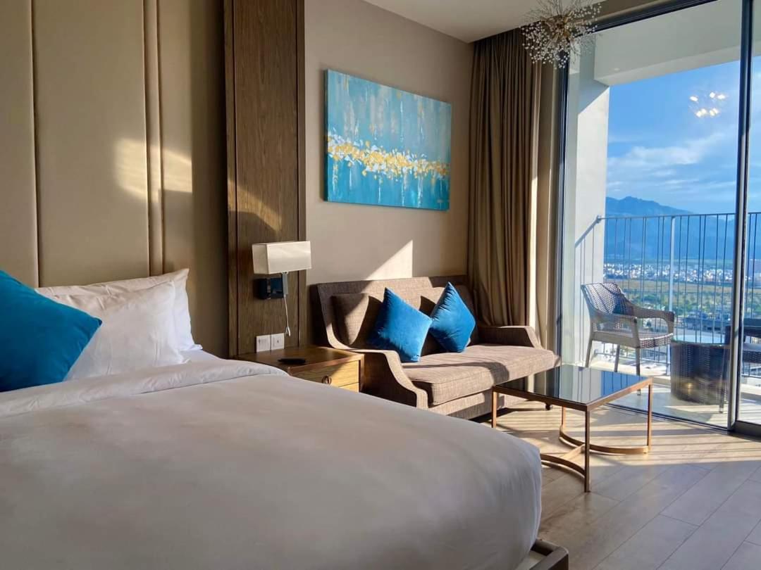 Oceanfront Panorama Residence Нячанг Экстерьер фото
