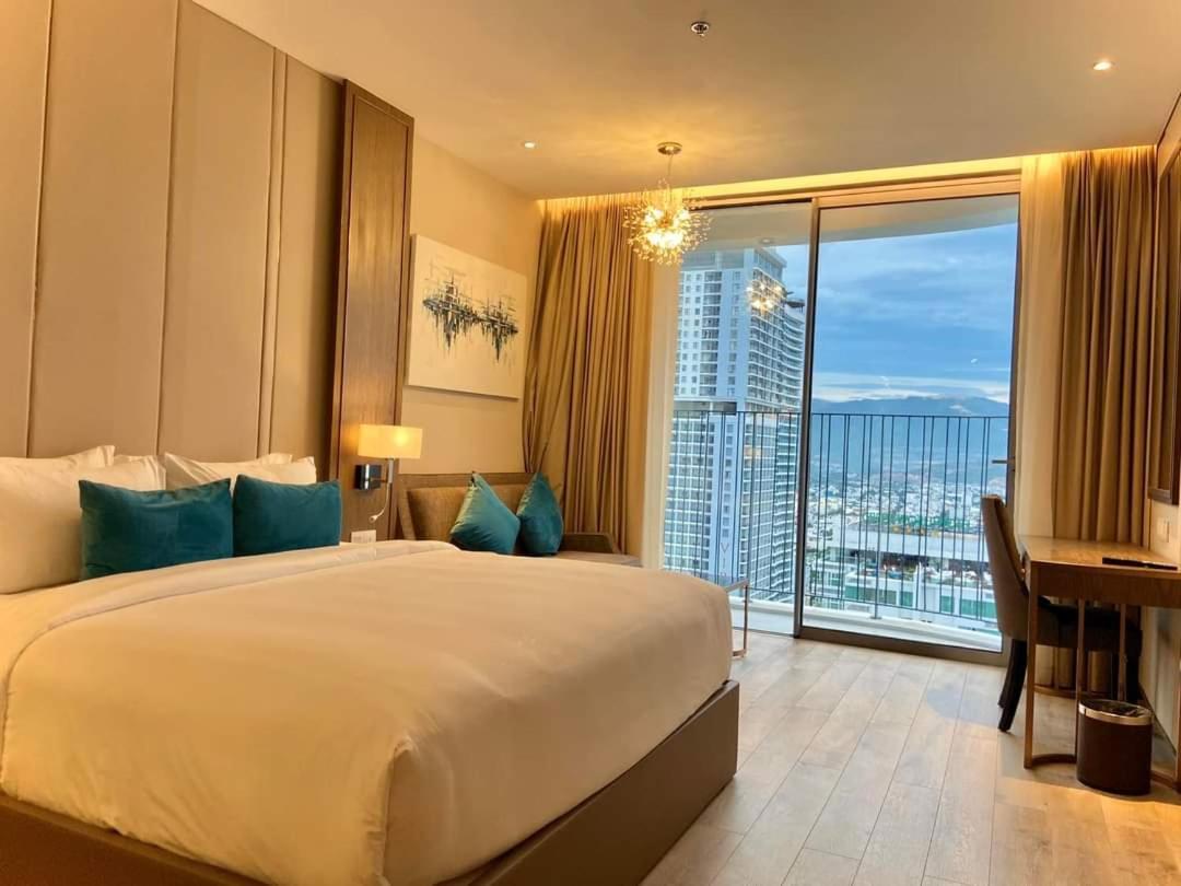Oceanfront Panorama Residence Нячанг Экстерьер фото