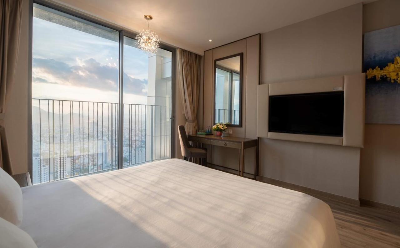 Oceanfront Panorama Residence Нячанг Экстерьер фото